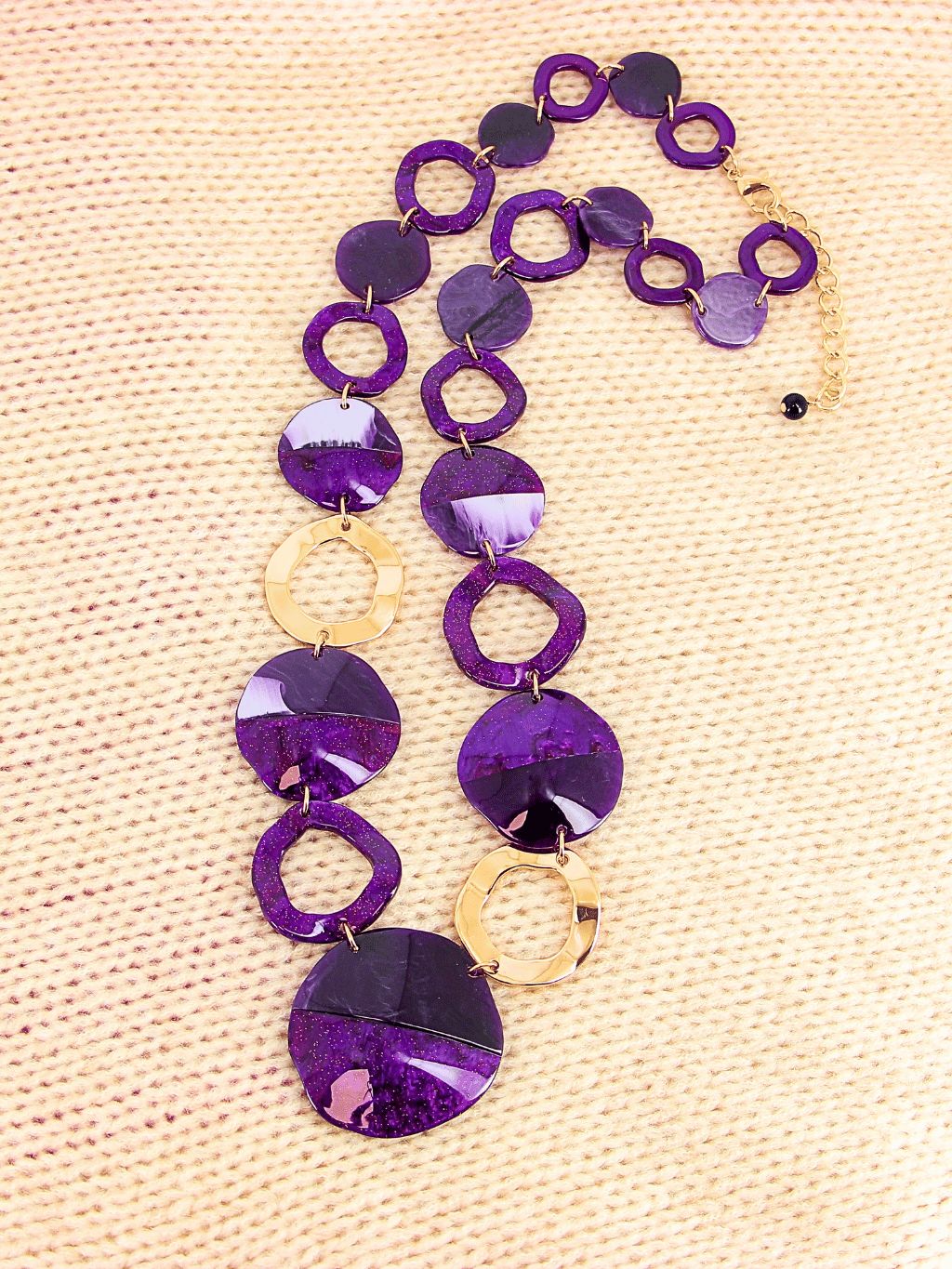 Collier Sautoir Long Perles Résine Violette Avec Fleur Nacre - Bijou Vintage - Etat Parfait